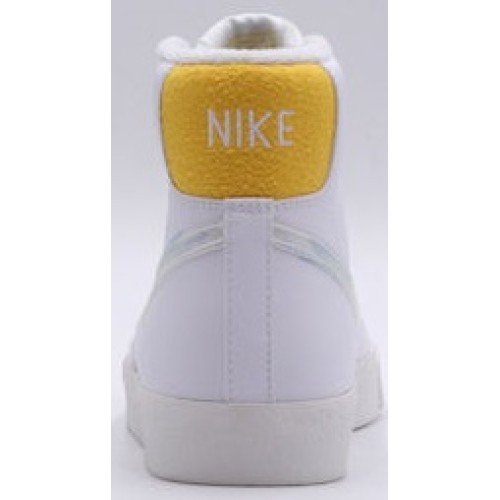 NIKE BLAZER MID '77 GS ΛΕΥΚΟ NIKE BLAZER MID '77 GS ΛΕΥΚΟ